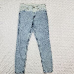 Acid Wash 90s inspired skinny jeans